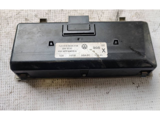 Дисплей    7L6919044H, SW0530   Volkswagen Transporter - Caravelle T5