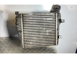 Интеркулер  7L6145803F, 7L0117339   Volkswagen Touareg II 