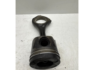 Масляный насос  OM642 6423097, 8370B  Mercedes-Benz GL X164 