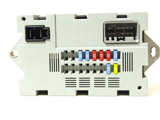 Блок предохранителей EW9314N030AA Jaguar XF X260