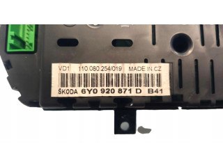 Přístrojová deska  Skoda Fabia Mk1 (6Y) 2003 6Y0920871D  