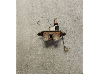 Zámek zadních dveří Subaru Forester SF 1998