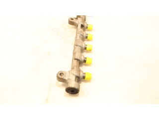 Топливная рампа 0445214181 KIA Ceed