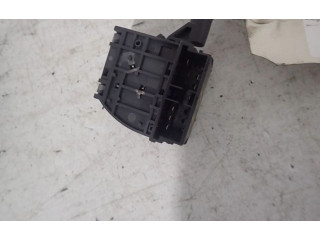 Ручка стеклоочистителей    Renault Clio I