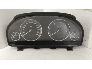 Přístrojová deska  BMW 7 F01 F02 F03 F04 2011   