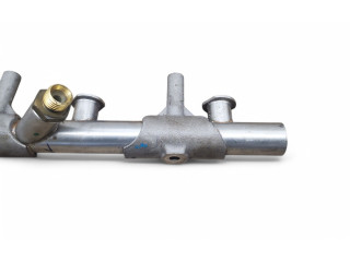 Vstřikovací lišta 06E130090AJ Audi Q7 4M