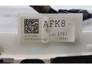 Přístrojová deska Opel Zafira C 2013 13433781