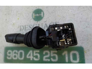 Ручка стеклоочистителей 96628524   Chevrolet Captiva