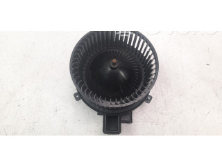 Вентилятор печки 4M1820021C Audi Q5 SQ5