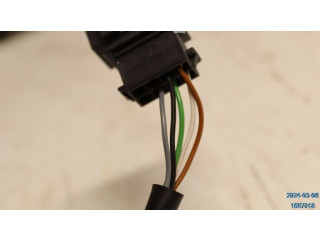 Зеркало электрическое Skoda Fabia Mk2 (5J) 2007 - 2014 года