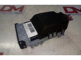   Pojistková skříňka 13222786, 13222786   Opel Zafira C 2015