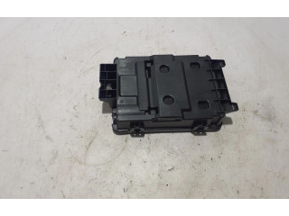 Блок предохранителей 243806085R Renault Clio V