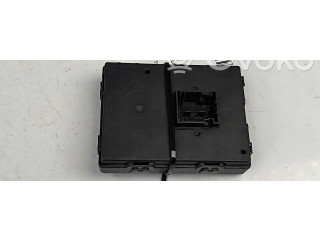 Antenos valdymo blokas       Volkswagen PASSAT B8