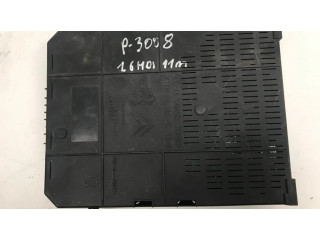 Блок предохранителей 28119759 Peugeot 3008 I