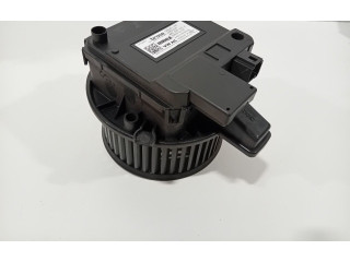 Вентилятор печки 4M1820021C Audi Q5 SQ5