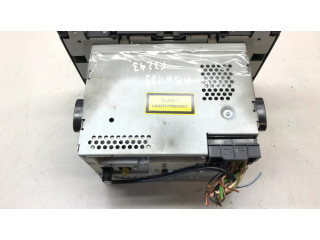 Радио/ проигрыватель CD/DVD / навигация