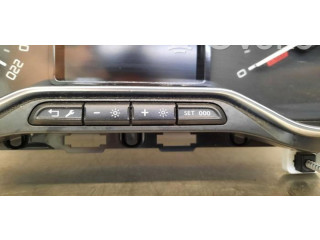 Přístrojová deska Citroen Berlingo 2019 9817788180