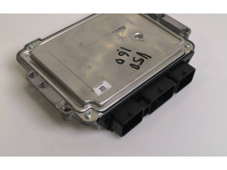 Блок управления двигателя 0281011775, 31211076   Volvo V50