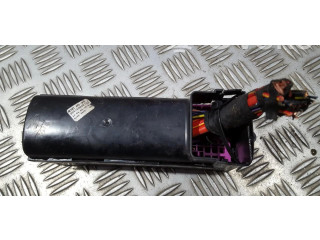 Блок предохранителей Volkswagen Golf Plus