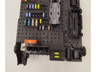 Блок предохранителей 30728512, 28017881   Volvo V70    