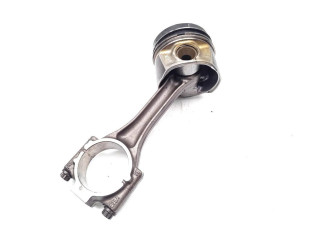  Поршень с шатуном CLHA CLHA  Skoda Octavia Mk3 (5E)  