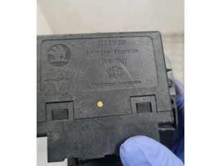 Блок управления парковки 3U0919283   Skoda Superb B5 (3U)