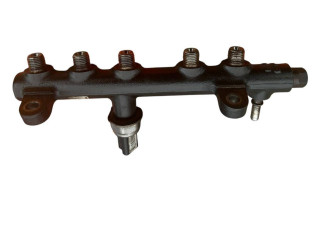 Топливная рампа 9674300080, 94675G01   Citroen C4 II Picasso   для двигателя 9HC