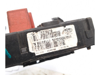 Блок предохранителей 51752207, 501208380000 Fiat Albea