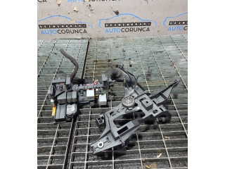 Pojistková skříňka Audi Q7 4L 2007