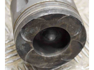 Píst 68147228AA, 68147233AA Dodge RAM pro naftový motor 3.0