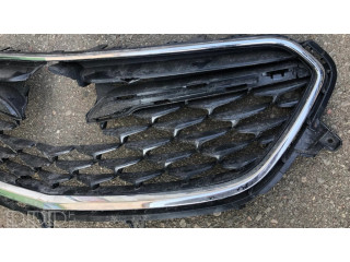 Верхняя решётка Buick Encore II 2019- года 42582101      