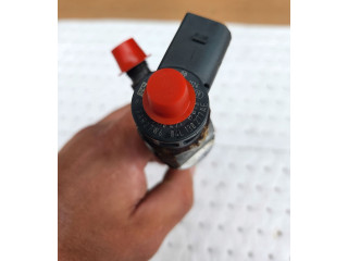 Форсунка 04L130277AE, 0445110471 Audi A3 S3 8V