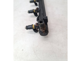 Vstřikovací lišta 036971824A Volkswagen Caddy