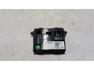 Блок управления климат-контролем 31663963   Volvo XC40