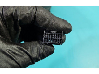 Зеркало электрическое        Jeep Grand Cherokee (WK)  2005 - 2010 года   