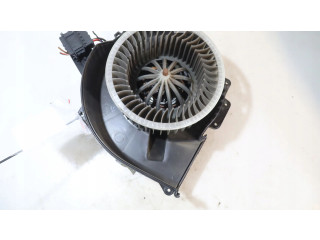 Вентилятор печки       Skoda Rapid (NH)