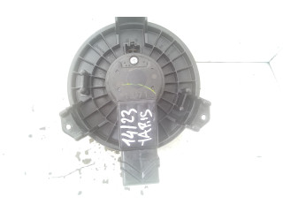 Zámek zadních dveří Av1371, 1KRFE Toyota Yaris 2015