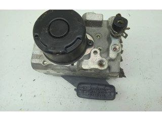 Блок АБС 1338005500 Lexus IS 200-300 1999 - 2005 года