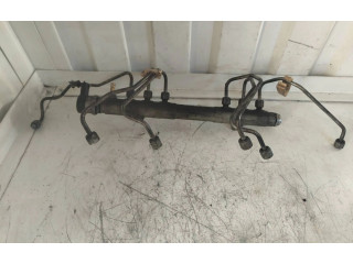 Топливная рампа 30757146, 000730L3   Volvo V70  