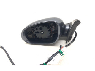 Зеркало (управляемое электричеством) Volkswagen Jetta V 2005 - 2010 года