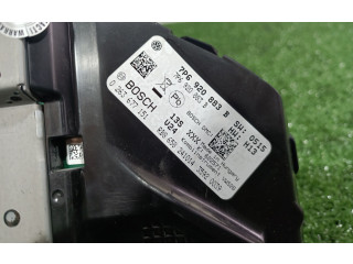 Přístrojová deska Volkswagen Touareg II 2015 7P6920883B, 7P6920883B