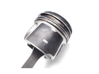 Píst YLF6   Ford Transit Custom    YLF6 