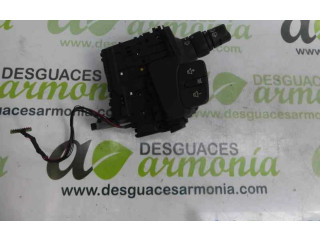 Ручка стеклоочистителей 8200127728   Renault Scenic RX