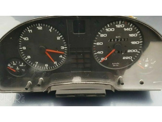 Панель приборов 893919033BA Audi 80 90 S2 B4