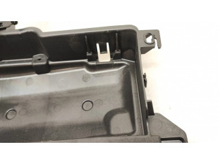 Pojistková skříňka Крышка ящика предохранителей 6991156 BMW 4 G22 G23 G24 G26 2021