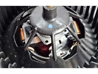 Вентилятор печки 5Q1819021H Audi A1