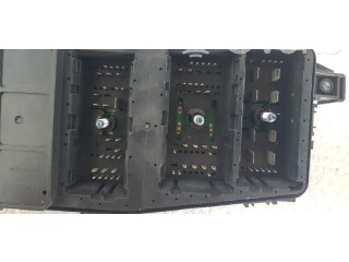 Pojistková skříňka 919504D050 KIA Carnival 2006