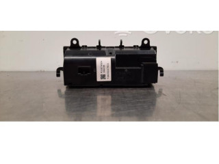 Блок управления климат-контролем 31674024 Volvo XC90