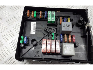 Блок предохранителей 1K0937125A Skoda Octavia Mk2 (1Z)