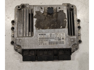 Блок управления двигателем ECU